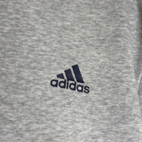 Retro Adidas Sweatshirt – Gray with Navy Stripes – Size XL, Fits Oversized - Picture 3 of 4